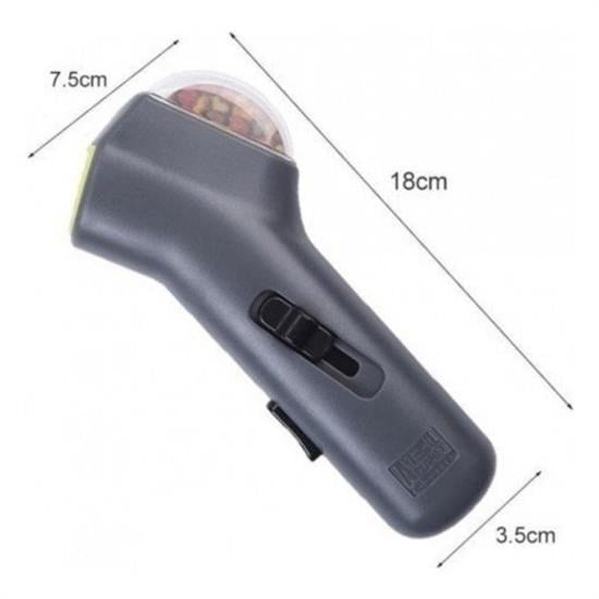 Kedi ve Köpekler İçin Hazneli Mama Fırlatma Oyuncağı – Yem Atıcı Aparat