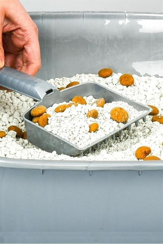 Plastik Kedi Kumu Temizleme Küreği – Dayanıklı ve Pratik Eleme Küreği