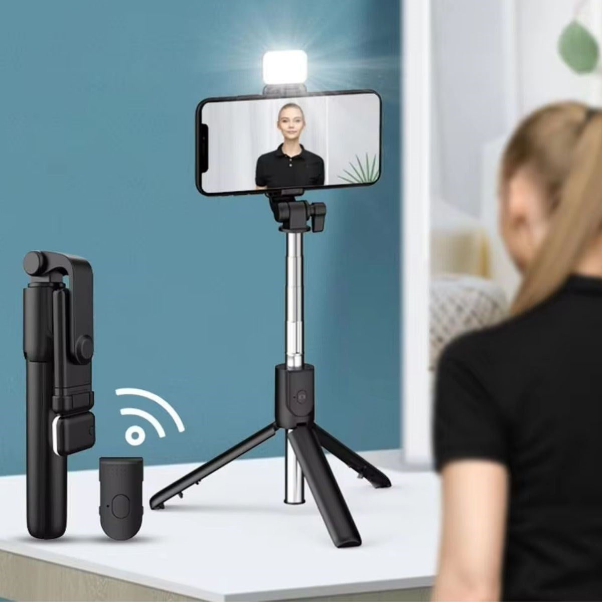 LED Işıklı Kumandalı Uzayabilen Selfie Çubuğu ve Masa Üstü Tripod