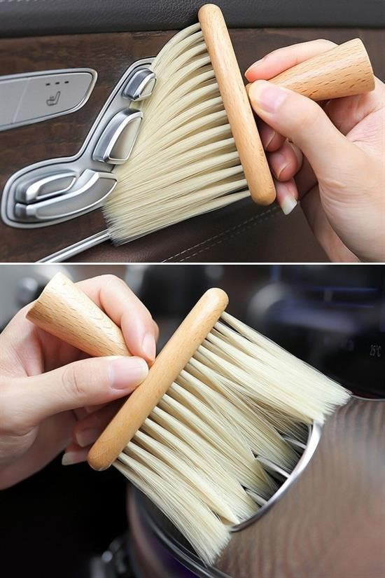 Ahşap Saplı Yumuşak Kıl Fırça – Araba ve Bilgisayar İçin Detaylı Toz Alma Temizlik Fırçası