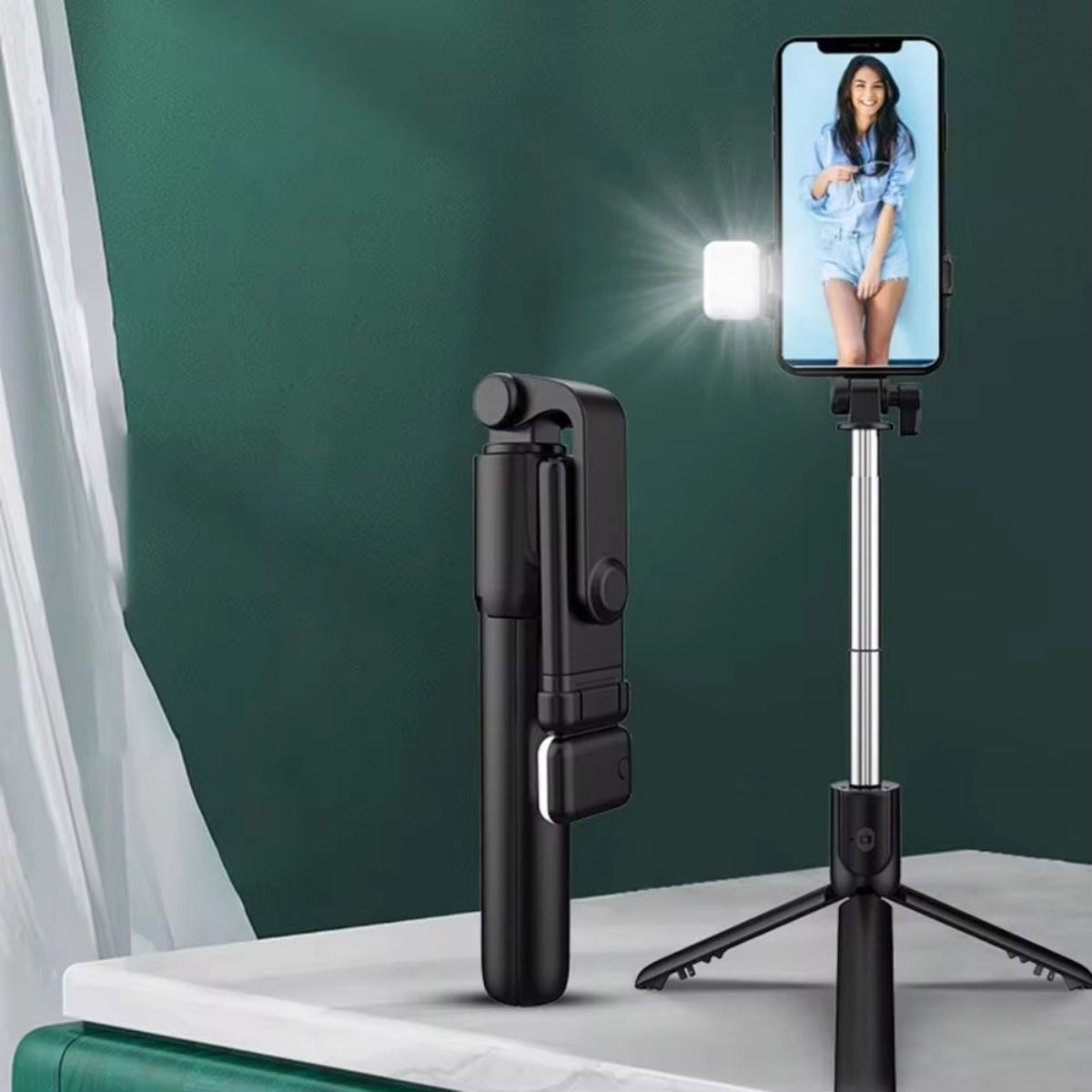 LED Işıklı Kumandalı Uzayabilen Selfie Çubuğu ve Masa Üstü Tripod